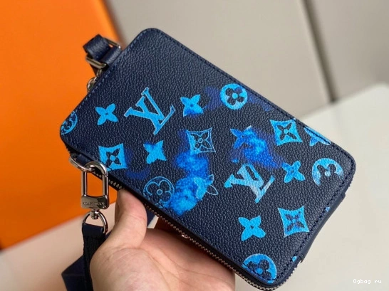POUCH PHONE VUITTON LOUIS 0715
